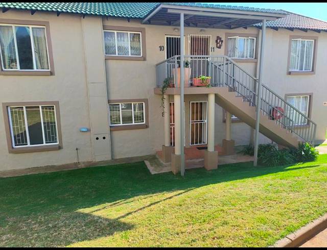 2 BEDROOM PROPERTY TO RENT IN MORELETAPARK